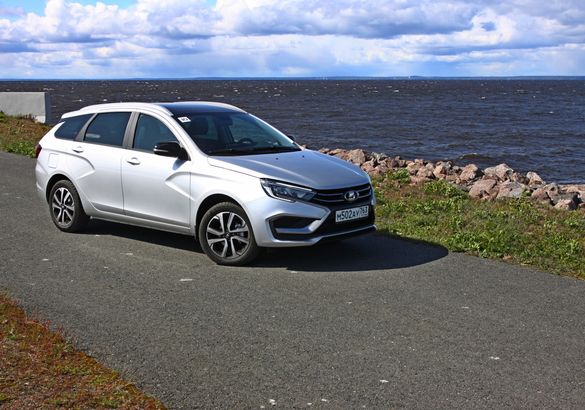 Стартовало производство топ-версий Lada Vesta SW и SW Cross