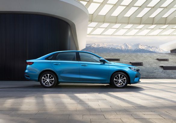 Новый Geely Emgrand доедет до России на второй неделе ноября