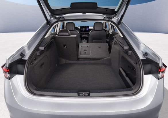 Skoda представила четвертое поколение Superb