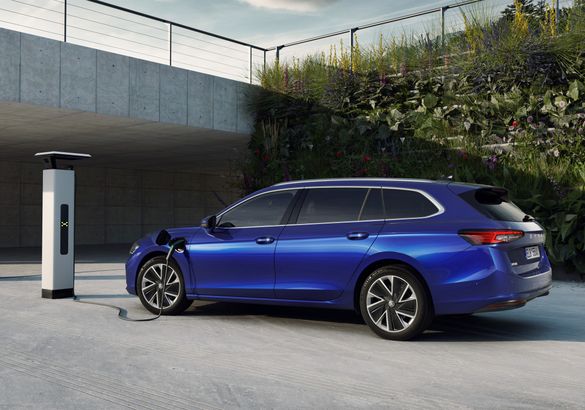 Skoda представила четвертое поколение Superb