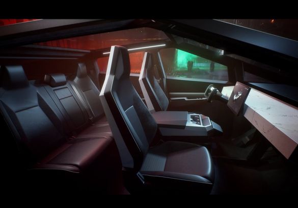 Tesla объявила цены на электропикап Cybertruck