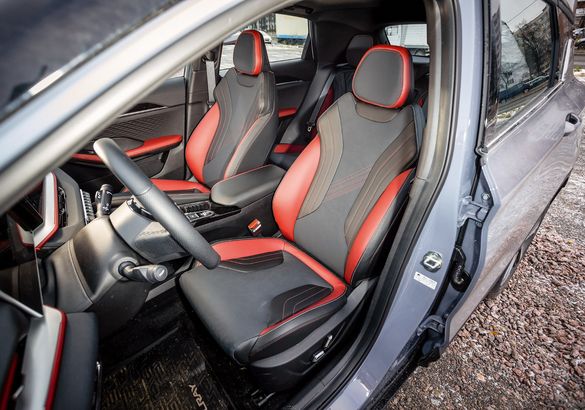 Тест-драйв обновленного Geely Coolray: плюс вершок и не лишний горшок