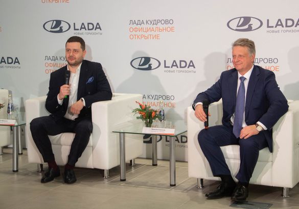 В Санкт-Петербурге открылся дилерский центр «АвтоВАЗа»