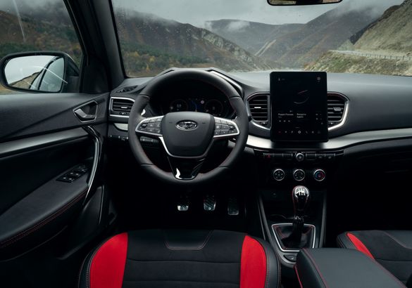 «АвтоВАЗ» запустил продажи Lada Vesta SW Sportline