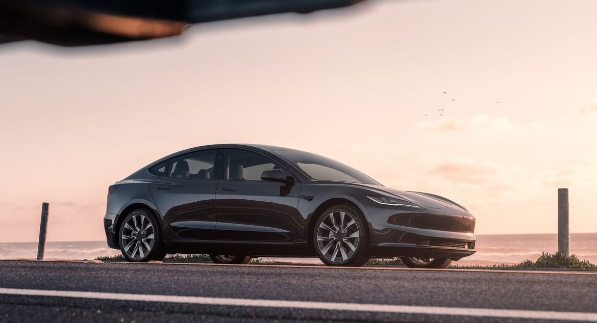 Электромобили Tesla: слабые места в их конструкции и системе послепродажного обслуживания