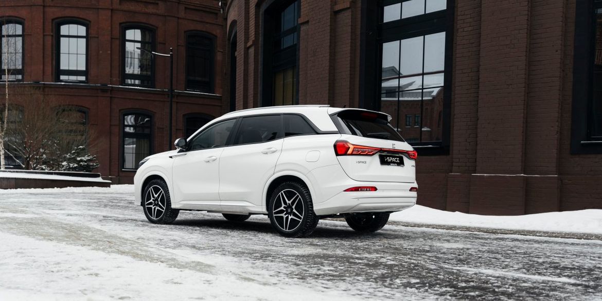 Evolute i-Space получил рублевый ценник