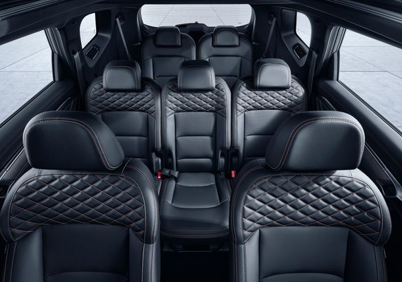 В Россию едет новый кроссовер Geely Okavango