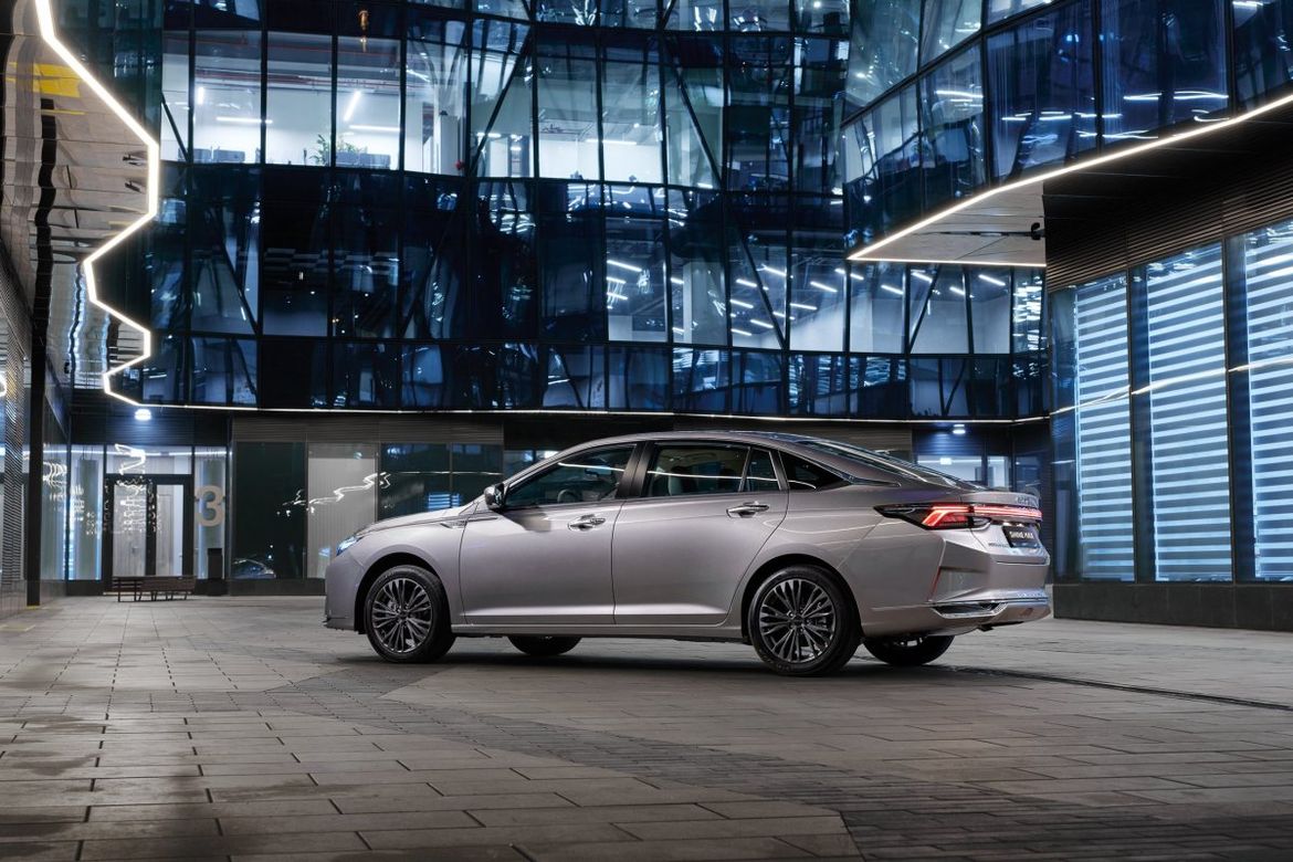 Dongfeng Aeolus Shine Max получил две новые комплектации