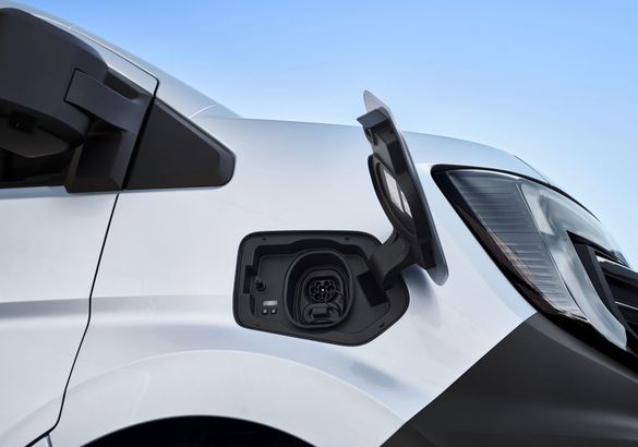 Nissan показал новый Interstar