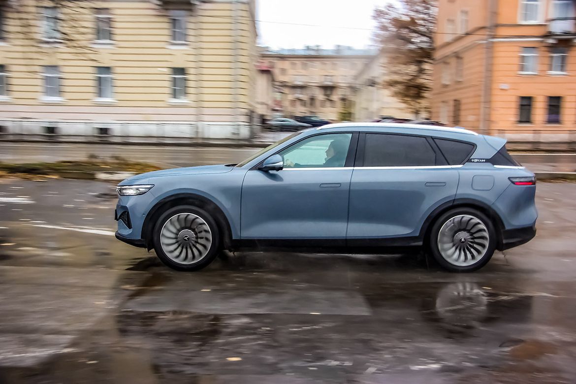 Тест-драйв Voyah Free EVR: забываем Porsche Cayenne E-Hybrid, оставляем в прошлом Audi e-Tron S