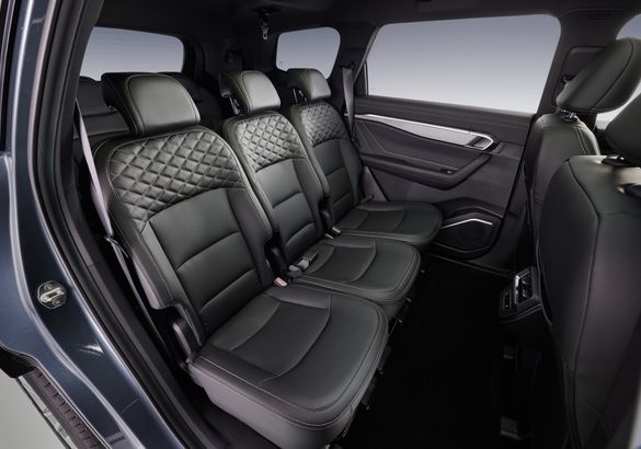 Тест-драйв Geely Okavango: «Спускаясь к великой реке...»