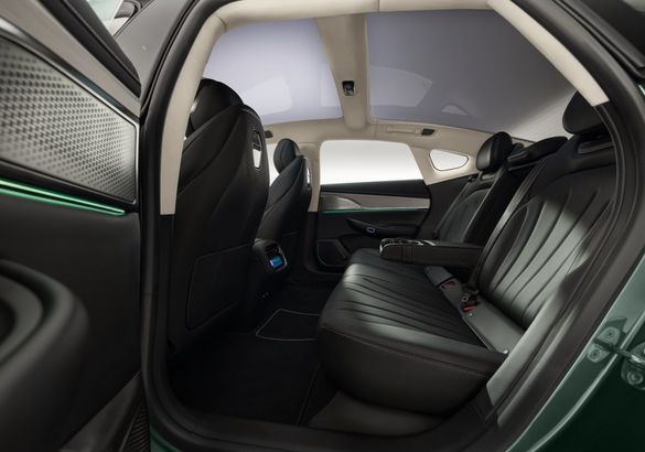 Exlantix показал салон модели ES