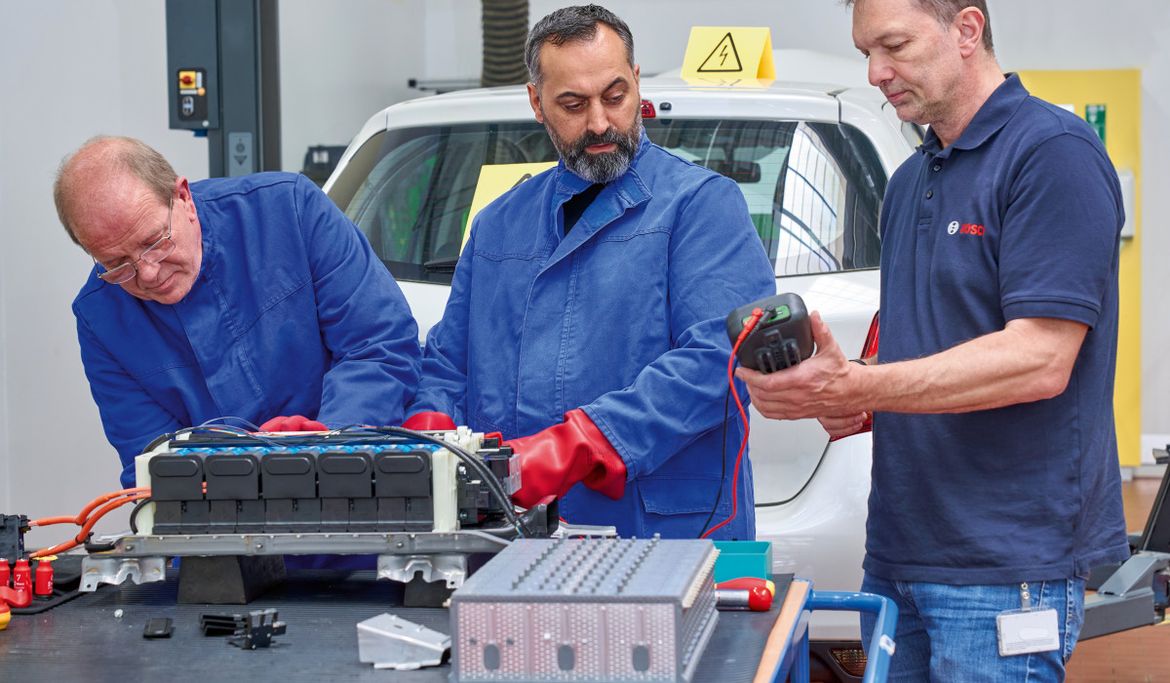 Плюсы и минусы «электрификации»: особенности обслуживания электромобилей в России