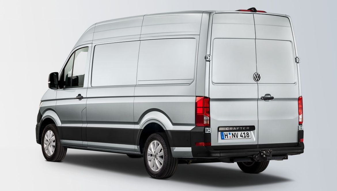 Volkswagen начал принимать заказы на обновленный Crafter