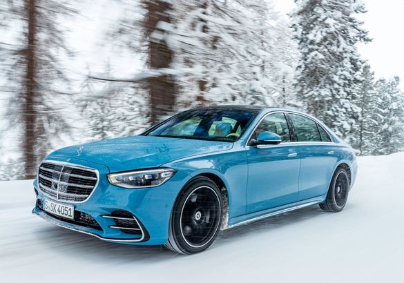 Mercedes показал обновленный S-Class