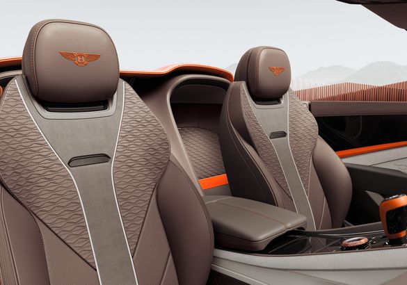 Bentley представил кабриолет Batur