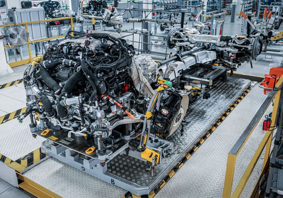 Bentley показала двигатель, который сменит W12