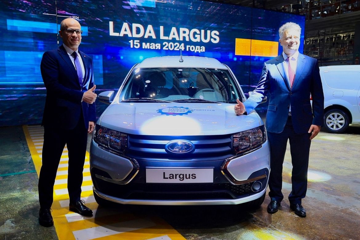 «АвтоВАЗ» перезапустил серийное производство Lada Largus