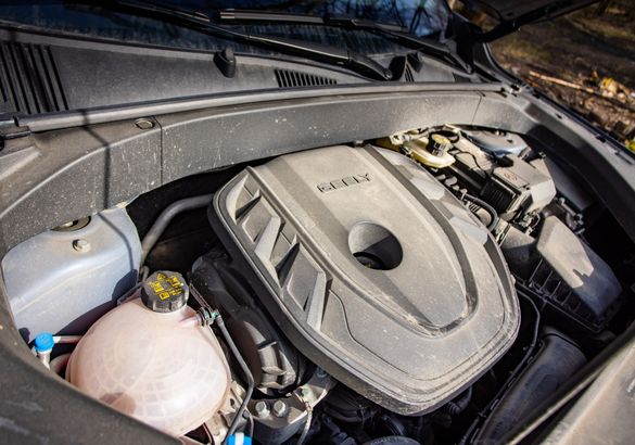 Тест-драйв Geely Atlas II: визионер или консерватор?