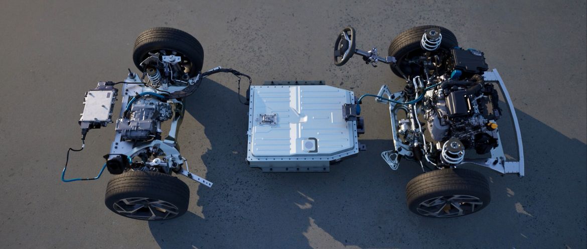 Renault Rafale получил 300-сильную гибридную топ-версию