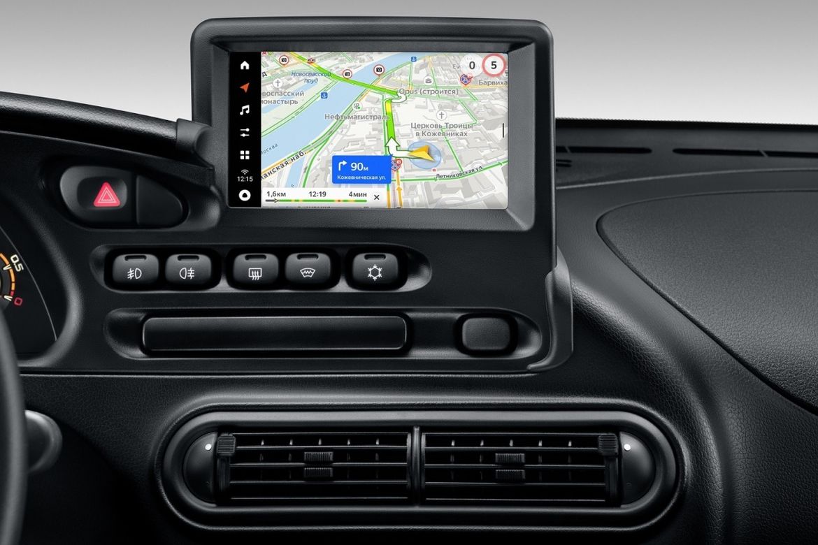 АвтоВАЗ начал выпуск Lada Niva Travel с новой системой мультимедиа