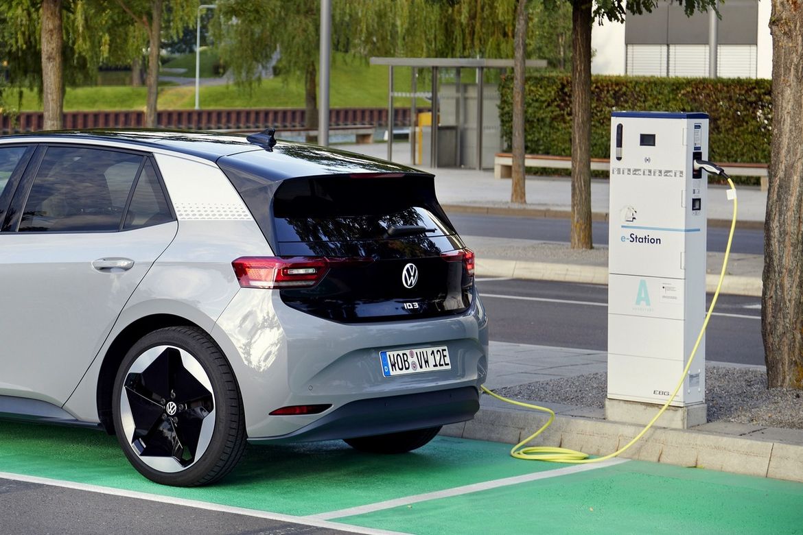 За полгода рынок электромобилей вырос на 138%