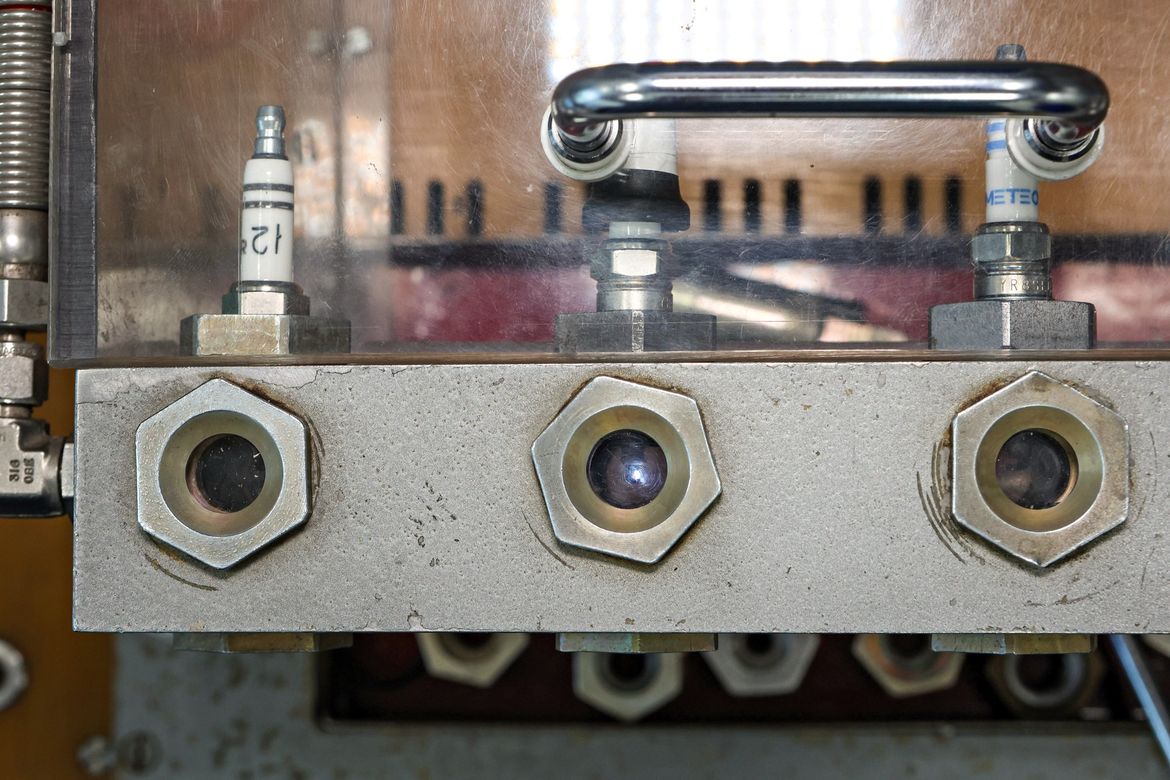 Тест свечей зажигания для Hyundai Solaris II: испытываем 14 образцов