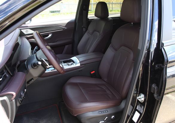 Тест-драйв Jetour X90 Plus: китайский взгляд на путешествия по России