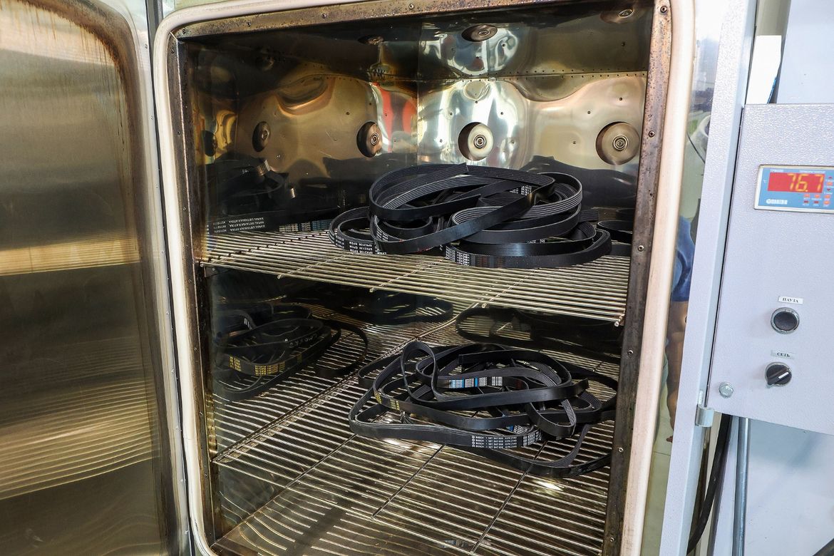 Тест приводных ремней для Hyundai Solaris: рвем, морозим, «запекаем»