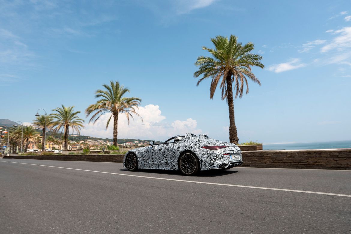 Mercedes вывел на финальные тесты новый родстер AMG PureSpeed