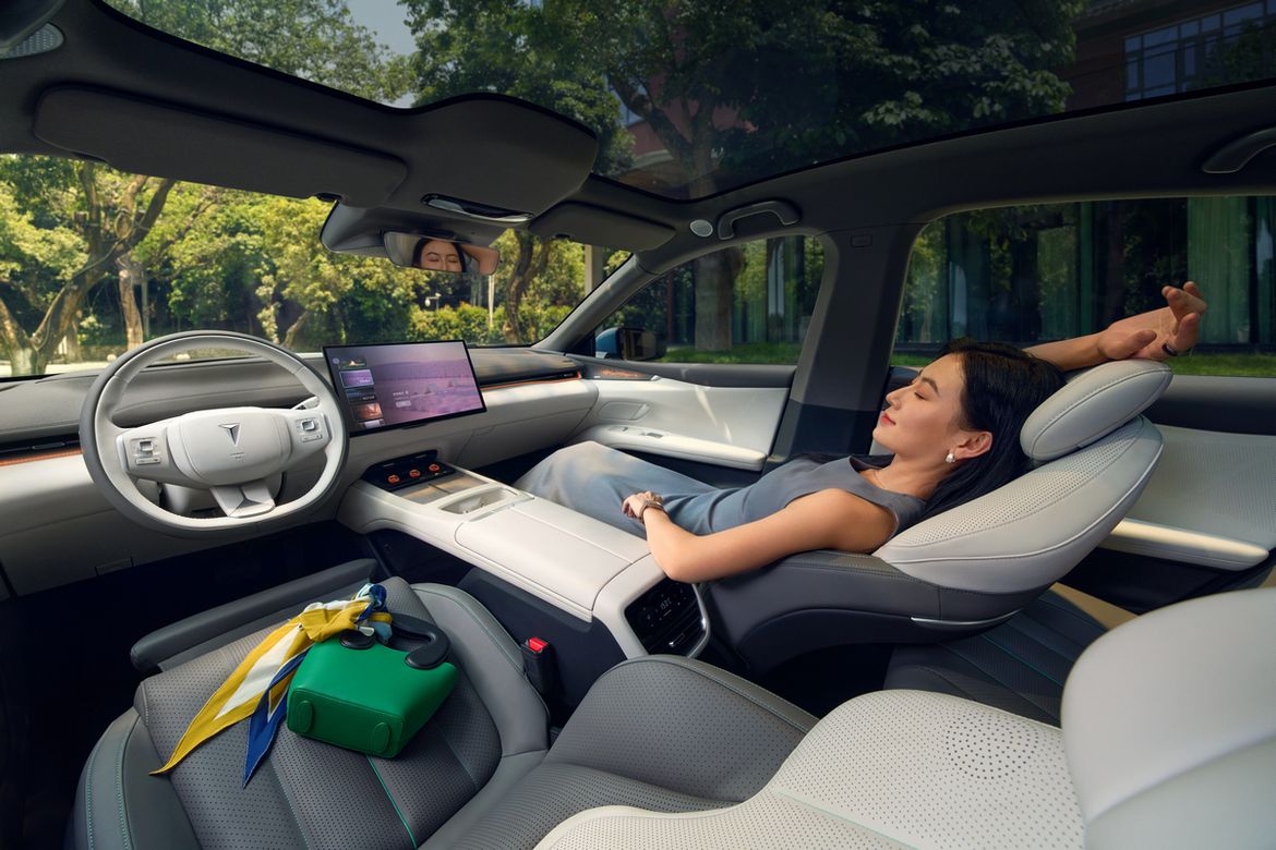 В Китае представили новый седан Deepal L07