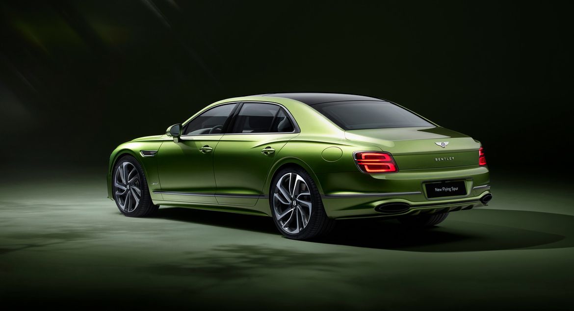 Новый Flying Spur стал самым мощным 4-дверным Bentley в истории