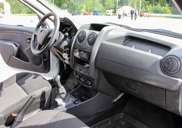 Тест-драйв Lada Largus KUB 2024: кто первый встал — того и тапки!..