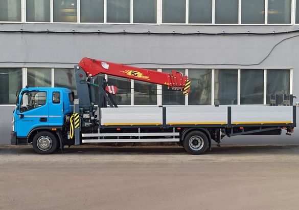 ГК «СТТ» и «Смартэко» представили грузовик-эвакуатор на шасси «Валдай 12»