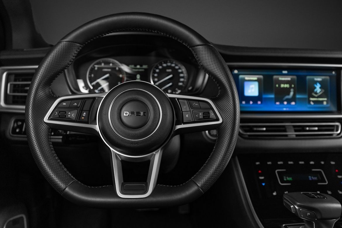 В России представили обновленный кроссовер DFSK ix7