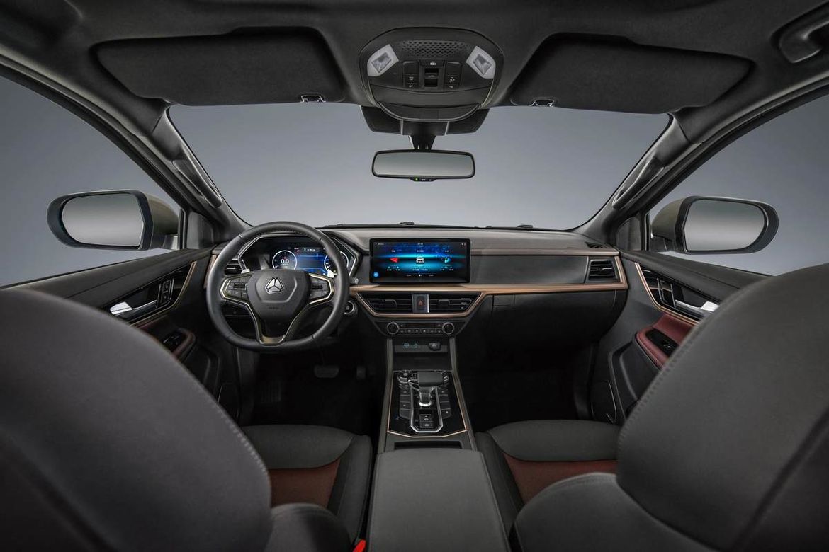 Sinotruk рассекретил новый пикап для России