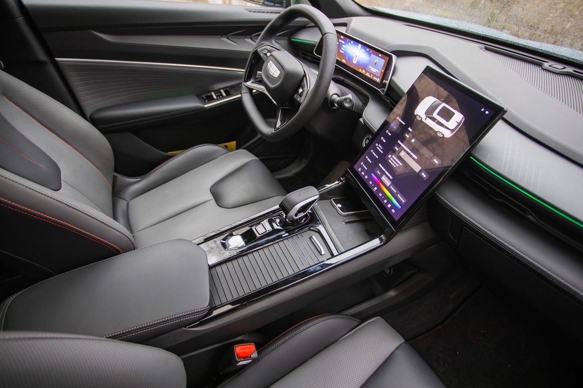 Тест-драйв Geely Cityray. Старый добрый Coolray обречен?