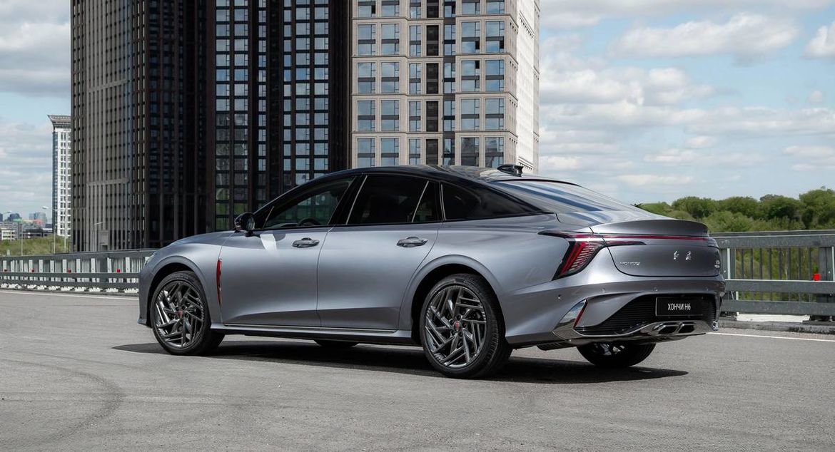 Hongqi H6 получил рублевый ценник