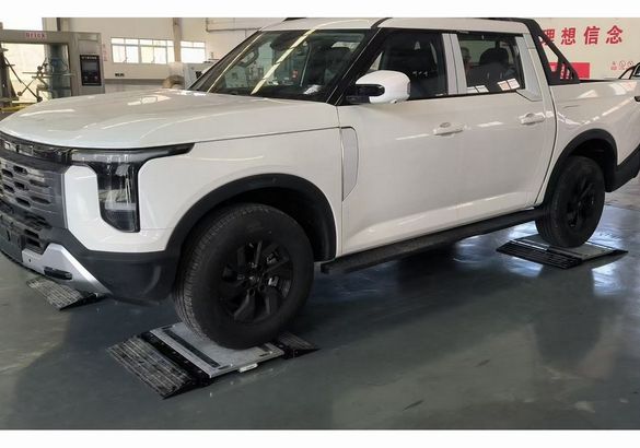 В Россию едут новые пикапы Oting Rich 7 и Z9
