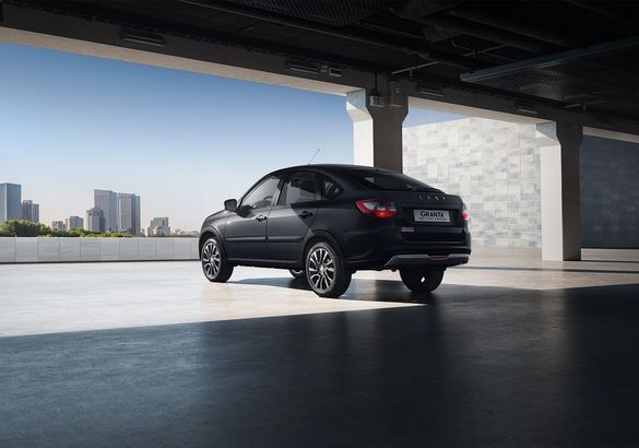 Lada Granta Active Cross оценили в рублях