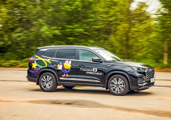 Тест-драйв Geely Okavango и Chery Tiggo 8 Pro Max: семеро по китайским лавкам