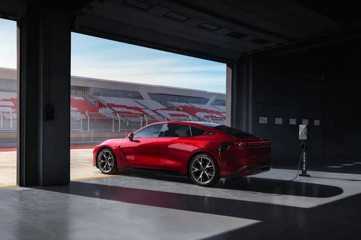 Exeed Exlantix ES получил спортивную версию