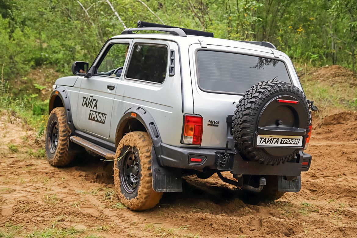 Тест-драйв Lada Niva «Тайга» и Niva «Тайга Трофи»: индульгенция на тюнинг