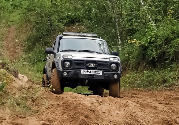 Тест-драйв Lada Niva «Тайга» и Niva «Тайга Трофи»: индульгенция на тюнинг