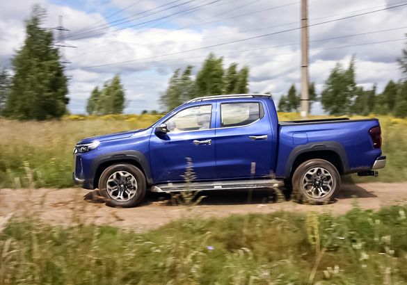 Тест-драйв Changan Hunter Plus: легковой грузовик