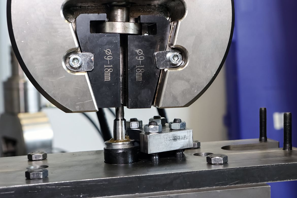 Тест рулевых наконечников для Hyundai Solaris. Испытываем оригинал и 12 аналогов