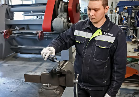 Тест рулевых наконечников для Hyundai Solaris. Испытываем оригинал и 12 аналогов