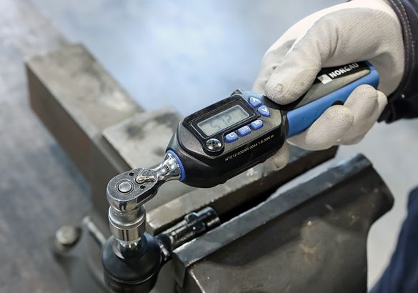 Тест рулевых наконечников для Hyundai Solaris. Испытываем оригинал и 12 аналогов