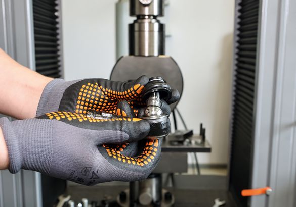 Тест рулевых наконечников для Hyundai Solaris. Испытываем оригинал и 12 аналогов