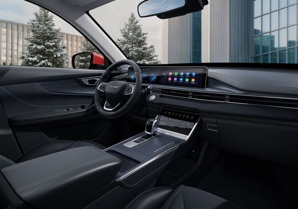 Tenet T4 обзавелся полным приводом